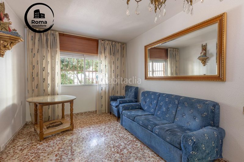 Foto b3268e04-9d2d-4ab0-a3f6-1d52d3a9fb8a. Casa adossada amb calefacció aparcament a Maracena