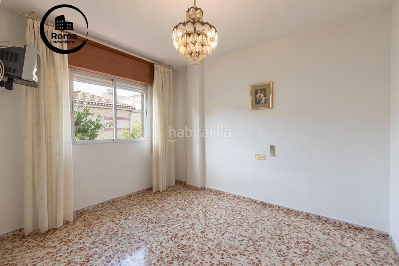 Foto f9dad2e7-7763-47ce-8465-36aa5664a1dd. Casa adossada amb calefacció aparcament a Maracena