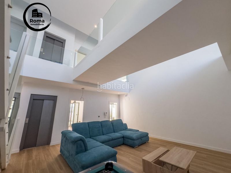 Foto 0f0538a6-8410-4869-a561-95133a8fee4d. Xalet a calle cenes de la vega 31 a Altos de la Zubia Zubia (La)