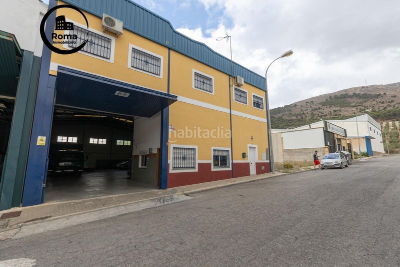 Foto d494b248-8abb-4569-a460-2331bd5722fd. Nau industrial a Loja