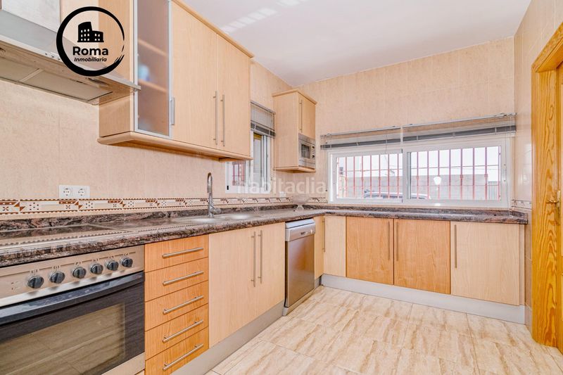 Foto b378d080-7389-4435-a361-ee98f2ff05e4. Chalet espectacular chalet en tocon, illora con piscina privada! en Íllora