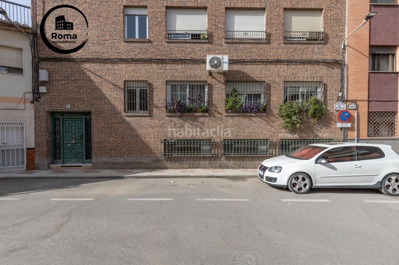 Foto 8c82e41c-93af-49e0-a0ee-4eb32a0766c3. Local comercial a Maracena