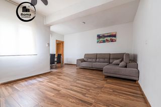 Flat in Las Tres Cruces. Venta de piso junto al ayuntamiento de armilla dos dormitorios