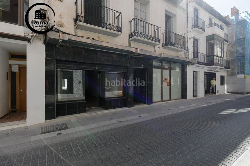 Foto ec07cf5b-0c70-4bd3-8f8b-ca467e2c74c2. Edificio in calle dolores 12 in Baza