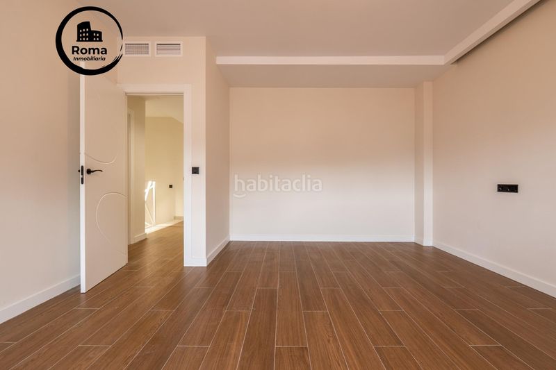 Foto a2f9b2f6-5555-4dc5-8849-a2e492f5ca37. Casa amb aparcament a Alfacar