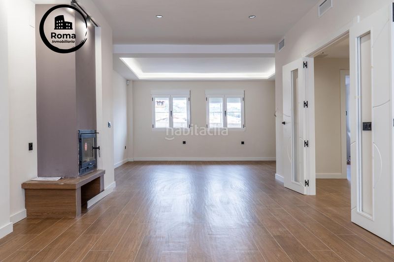 Foto c4636386-f229-4582-bff2-8ba3294e2b8f. Casa amb aparcament a Alfacar