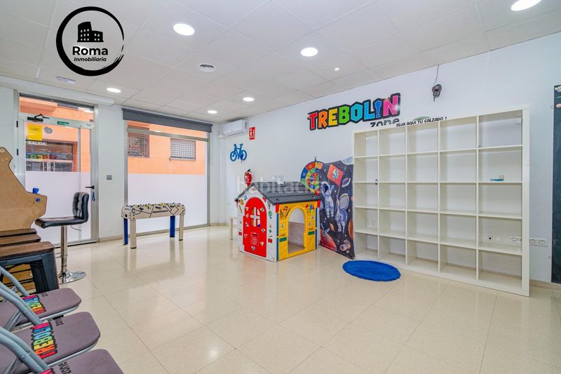 Foto 47ab8bfa-02c4-4ff2-bfd3-ed7e04b9a89e. Local comercial a calle alhambra 2 a Santa Fe