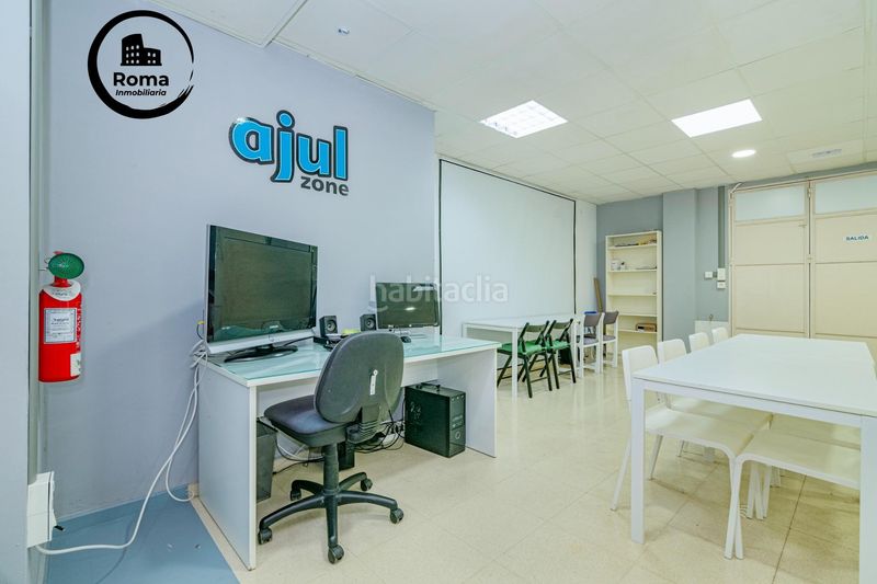 Foto 9db2ad98-2654-40ab-ac3c-570a0d9069b7. Local comercial a calle alhambra 2 a Santa Fe
