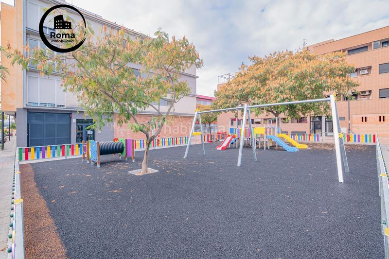 Foto acb63fd9-315e-4508-ad4c-e522c80454e5. Local comercial a calle alhambra 2 a Santa Fe