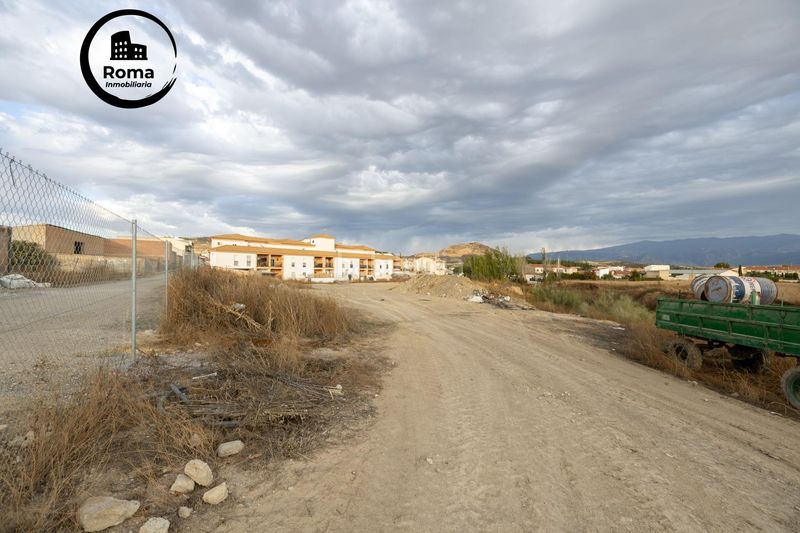 Foto ebf2eeaa-6ac2-436f-9061-6364f1a175cd. Terreny residencial a Malahá (La)