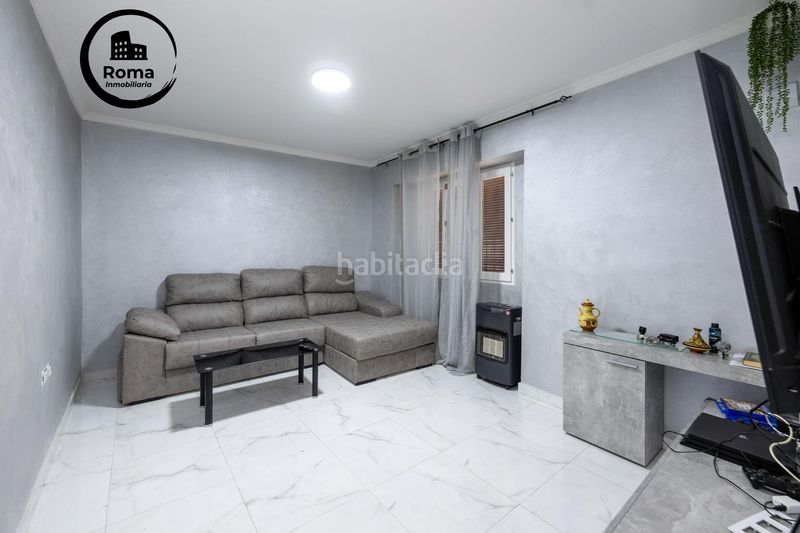 Foto ecb9d7d4-646c-4f73-9374-0ccb9d2bb810. Casa adossada a Albolote