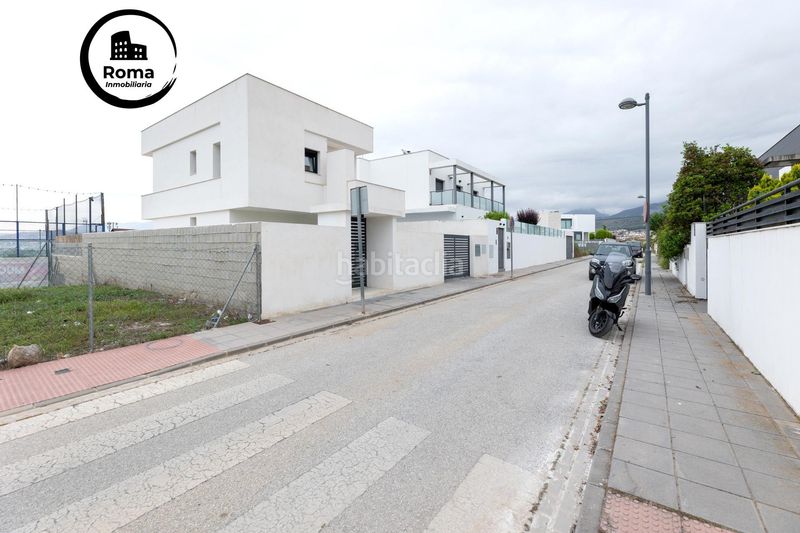 Foto a9e59a14-8f67-44b2-9e81-179442b14f05. Casa amb aparcament piscina a La Zubia Ciudad Zubia (La)
