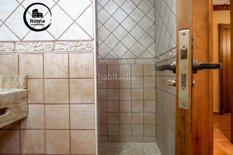 Foto d5d63529-8843-4ecf-babb-7bc8b0a9a0b2. Edificio in Diezma