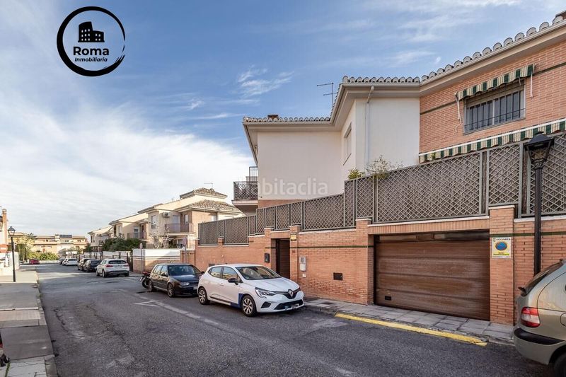 Foto ac9fb3e9-ea26-4478-8ecc-c97e8e3cb1ff. Casa adossada amb calefacció aparcament a Ogíjares