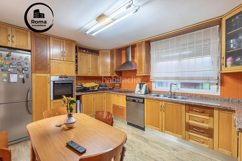 Foto d92d7e04-db24-4756-911b-d254a677c8f7. Casa adossada amb calefacció aparcament a Ogíjares