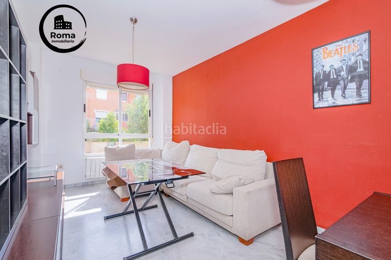 Foto dedbc7df-aa8e-4d4f-b692-1d59ba459bb1. Casa adossada amb aparcament a Ogíjares