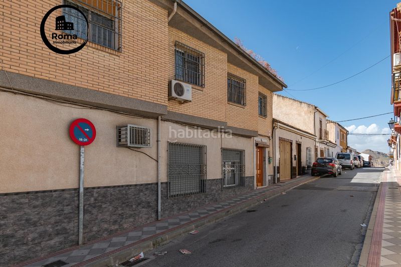Foto ff7f3494-ced2-40d7-83d5-c02703239996. Casa amb xemeneia aparcament piscina a Atarfe
