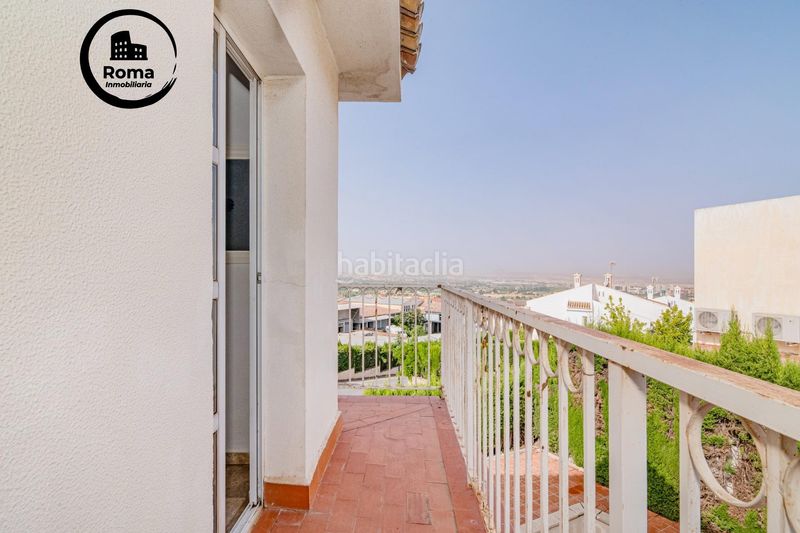 Foto f99aaa4d-402f-4ceb-a56b-89a1982ae272. Casa amb calefacció aparcament piscina a Huétor Vega
