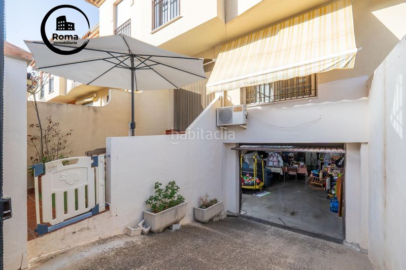 Foto fc87cc23-a1d1-434c-b91e-f95b8668e7ec. Casa adossada amb aparcament piscina a Ogíjares