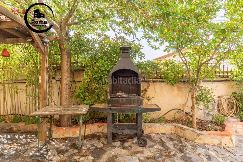 Foto 6f691d54-f2ee-4472-8536-ca70a275d9e5. Xalet amb xemeneia calefacció piscina a Cumbres Verdes Zubia (La)