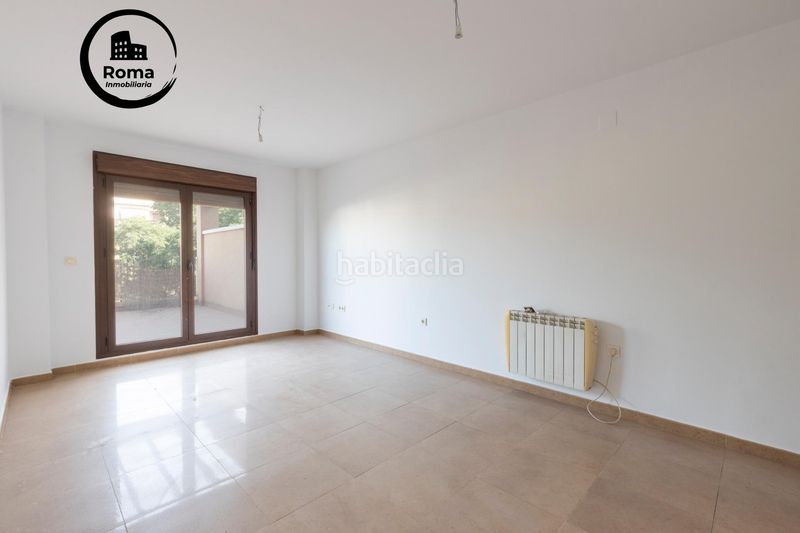 Foto 5eaa7085-b53a-4cb9-95f8-2456d389f265. Piso  con terraza ! en Atarfe