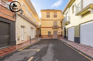 Residential Plot in San Miguel. Terreno en pleno centro de armilla