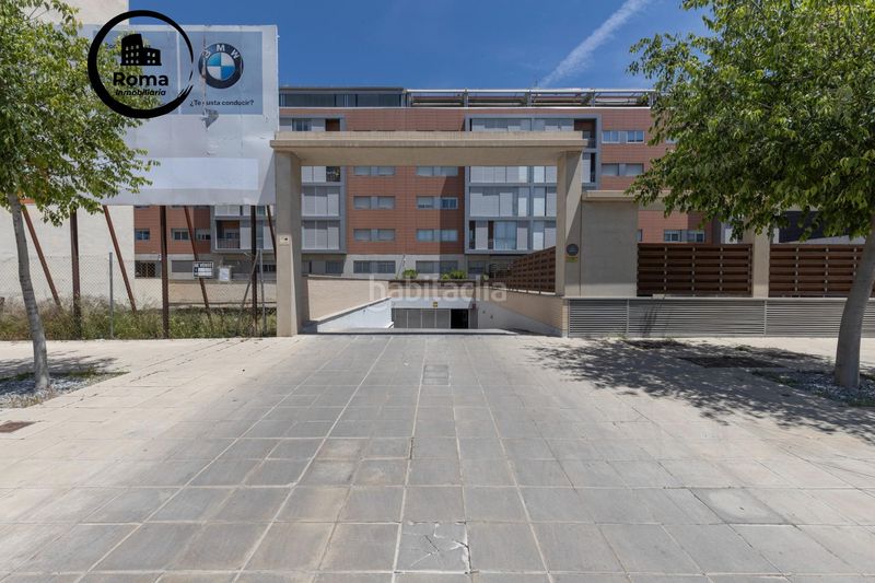 Foto 4baeff02-98f0-4dd3-9493-924340004be0. Aparcament cotxe a Campus de la Salud Armilla