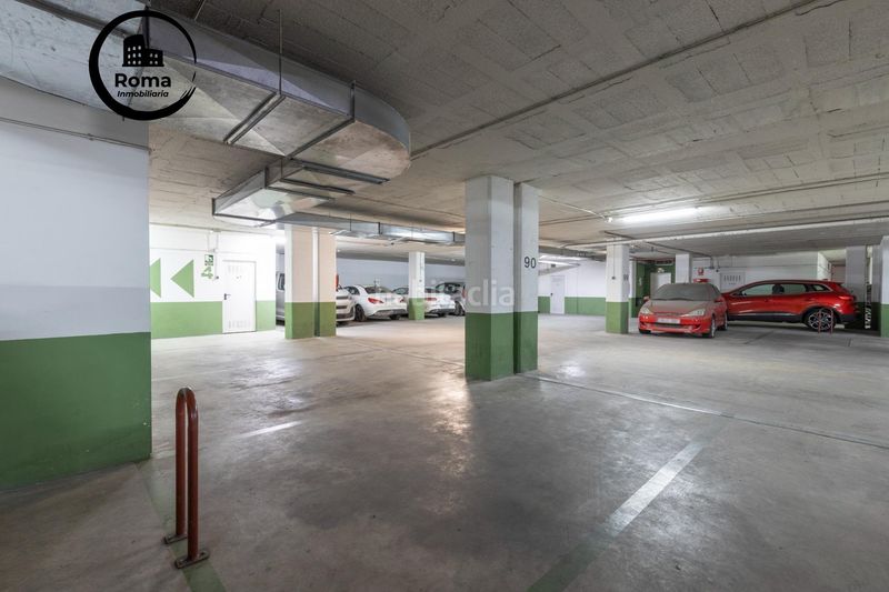 Foto caeb87a7-4a29-4640-97dc-381e6a9b55fb. Aparcament cotxe a Campus de la Salud Armilla