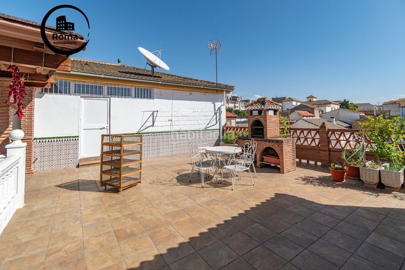 Foto 2ce9f822-e93b-4604-975e-e0dad15b0009. Casa amb aparcament piscina a Atarfe
