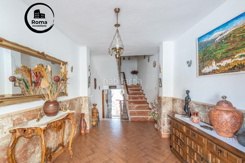 Foto 409b33cb-c482-4025-9a58-fe34b82d187e. Casa amb aparcament piscina a Atarfe