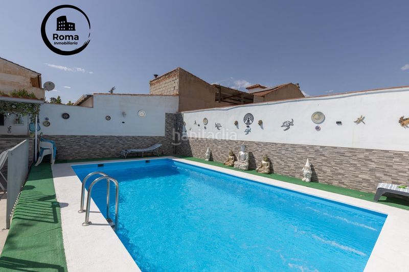 Foto 6e069d48-1178-4128-a5e1-5b37b74bcb45. Casa amb piscina a Láchar