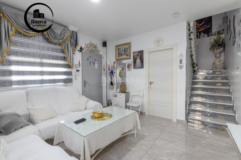 Foto a80a9fd9-ff63-41b4-b9c7-35414c120cc0. Casa amb piscina a Láchar