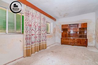 Casa a Residencial Triana - Barrio Alto