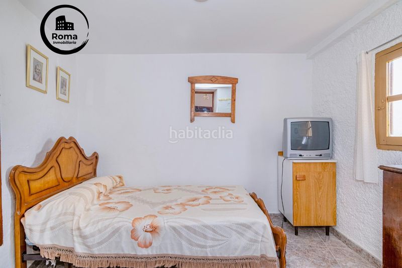 Foto 3ff522c9-4a73-46c7-a5ba-f7ee75a45678. Casa a Colomera