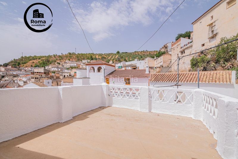 Foto b9b25d7c-45e9-4610-b026-1aea3b4a1430. Casa a Colomera