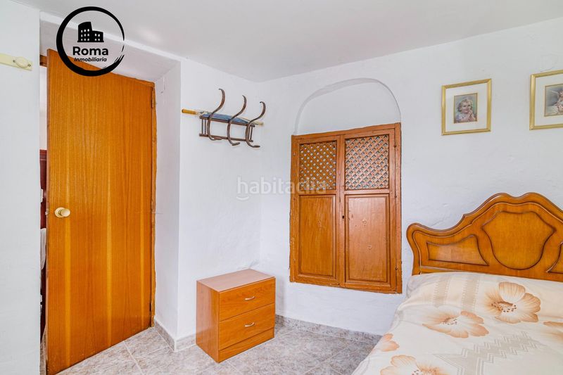 Foto ee200db8-d1c8-4fe0-a9d5-498eb4742071. Casa a Colomera