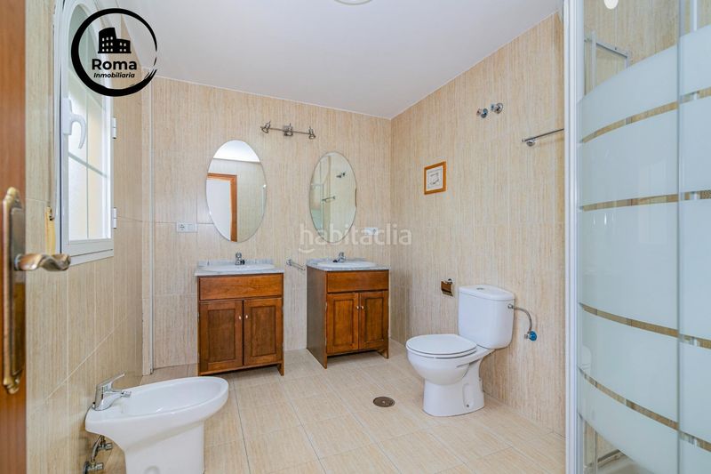 Foto a70ee01a-a8a6-4446-9ec1-57a688e98fc2. Casa con parcheggio in Casco Histórico Churriana de la Vega