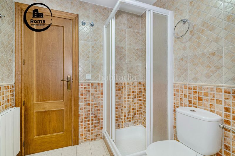 Foto e15d8f50-5870-4292-8de0-7e34976b7920. Casa con parcheggio in Casco Histórico Churriana de la Vega