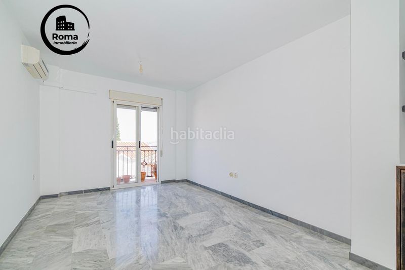 Foto cc3c2234-5c9b-42a4-847b-e3879a370010. Pis amb aparcament a La Zubia Ciudad Zubia (La)