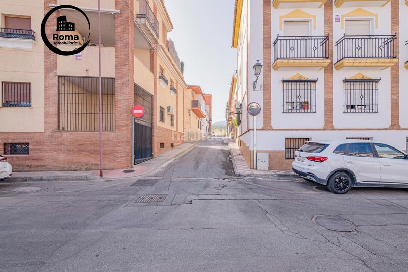 Foto df514b21-ed8d-4883-bf3f-78e7dce1e927. Pis amb aparcament a La Zubia Ciudad Zubia (La)