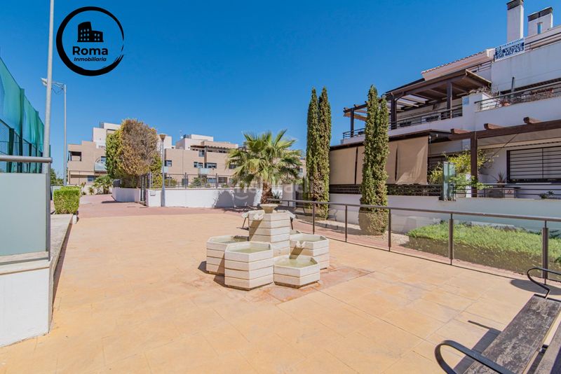 Foto cca9adf0-0379-4266-b20b-a6bce96fde56. Pis amb piscina a Albolote