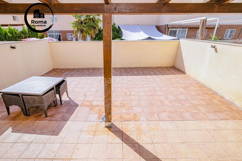 Foto e235e607-d77a-49e4-a243-06db40962909. Pis amb piscina a Albolote