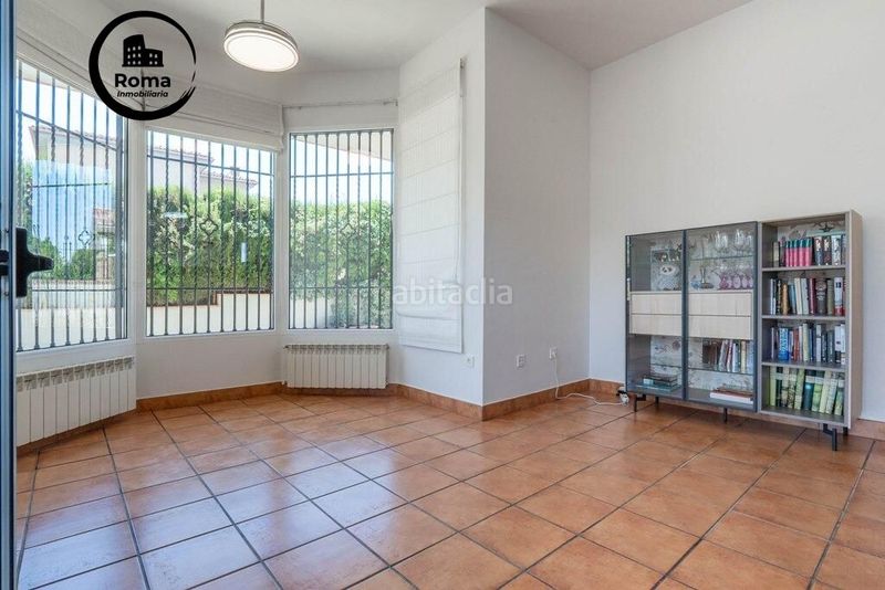 Foto a8f0c16e-cca1-4172-a425-579ae4084f72. Chalet avec cheminée chauffage parking piscine dans Villa de Otura
