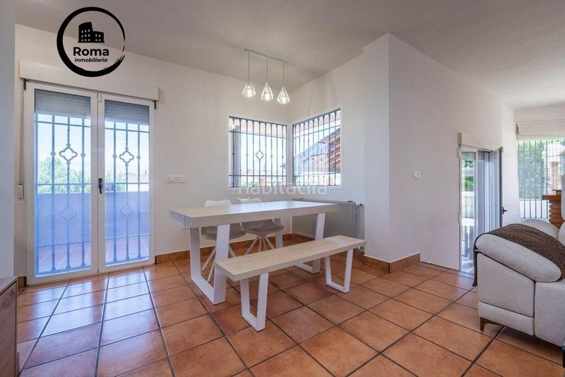 Foto d7e983ce-2685-4394-9bc0-070f4faec9a4. Chalet avec cheminée chauffage parking piscine dans Villa de Otura