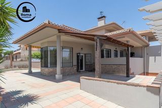 Xalet a Villa de Otura