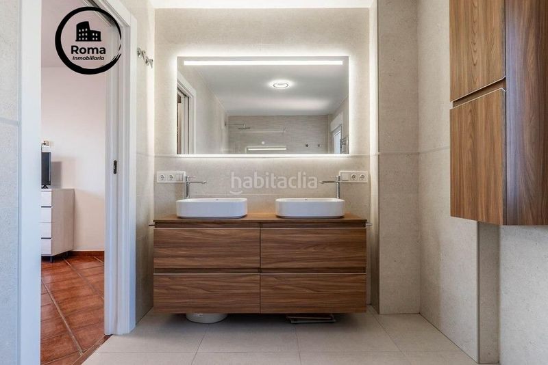 Foto f2d42540-ed3a-4334-b31e-e39d5d164c26. Chalet avec cheminée chauffage parking piscine dans Villa de Otura