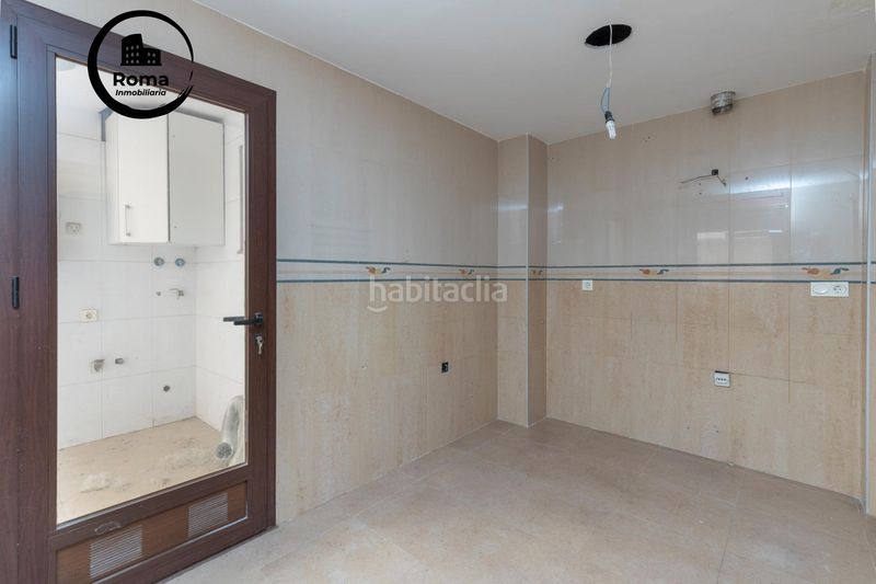 Foto bdcd2ef1-ad51-4c1c-a893-889753078ae9. Piso  con terraza ! en Atarfe