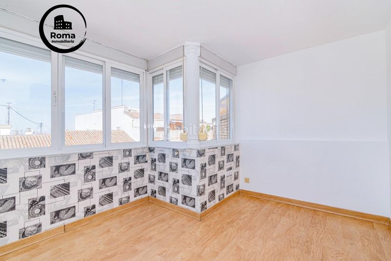 Foto b178b5ae-44f0-485f-a696-1ef70bcc2ee4. Penthouse with heating in Camino de Ronda Granada