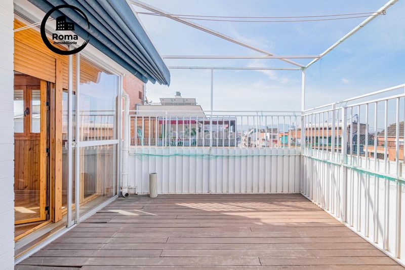 Foto bcd5bc82-e524-422c-a01a-54d8590b7e34. Penthouse with heating in Camino de Ronda Granada