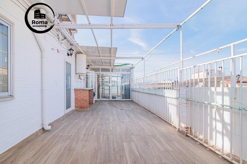Foto f3fce8ce-d814-4ff1-add8-23835faeb2eb. Penthouse with heating in Camino de Ronda Granada